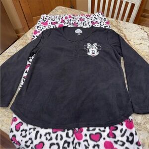 Disney Minnie Mouse 2 Piece Pj Set Super Plush And Soft! Size XL Women’s 16-18